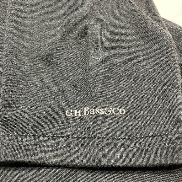 Shirt with zipper good condition - Picture 5 of 6